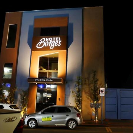 Hotel Borges Quirinópolis Kültér fotó