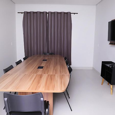 Hotel Borges Quirinópolis Kültér fotó